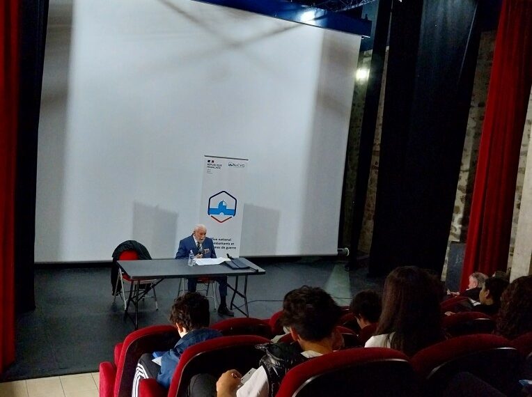 M. Lafaurie, rescapé des camps, rencontre les lycéens